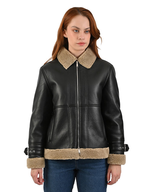 Chamarra Mujer Nine West Negra con Cuello y Puños en Borrega